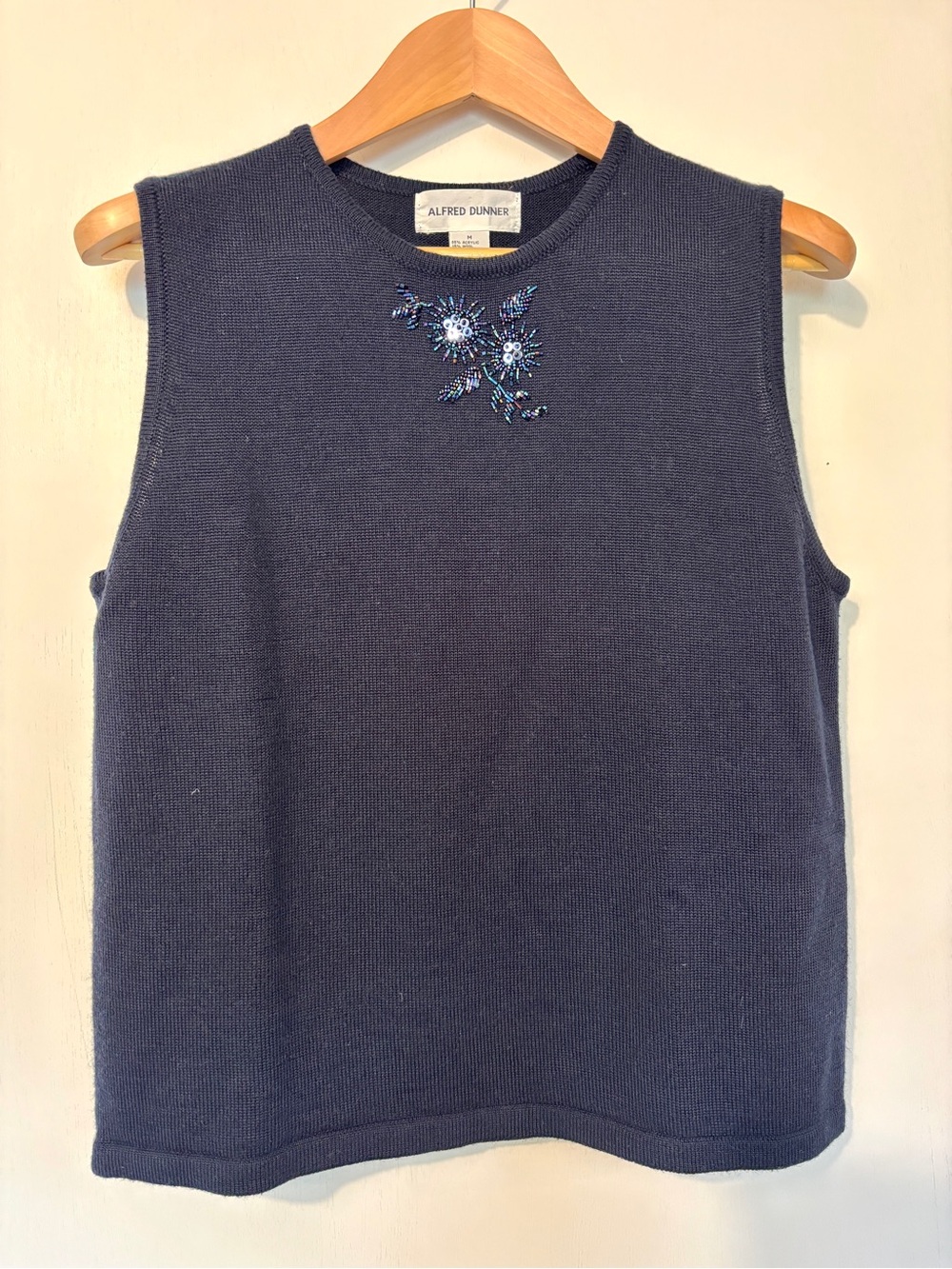 VTG Alfred Dunner Sweater Vest Size Medium Navy Floral Beaded Grannycore Preppy